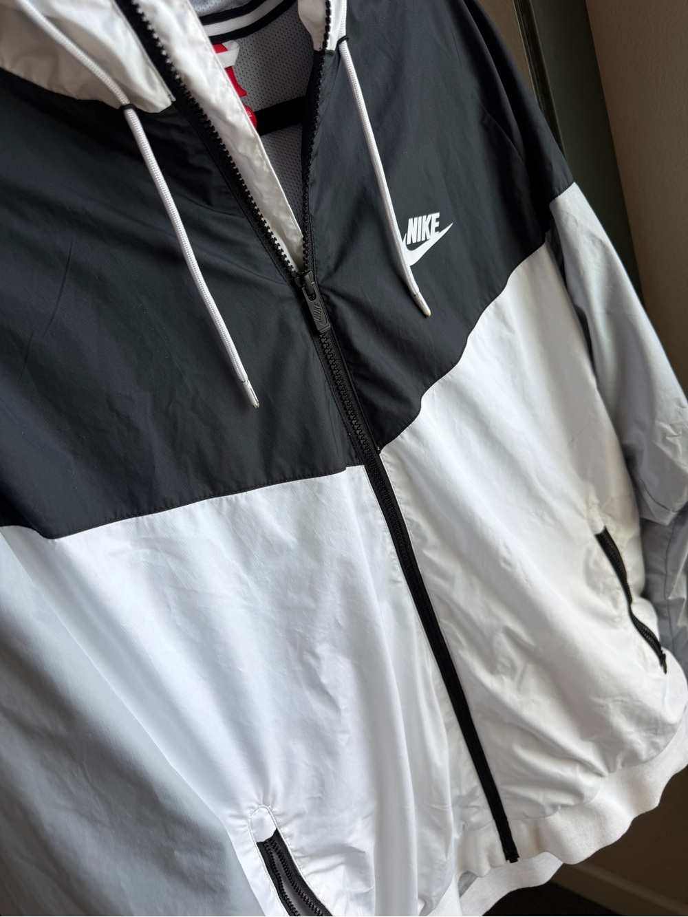 Nike Sportswear Windrunner Hooded Windbreaker Jacket Colorblock - Picture 2 of 6